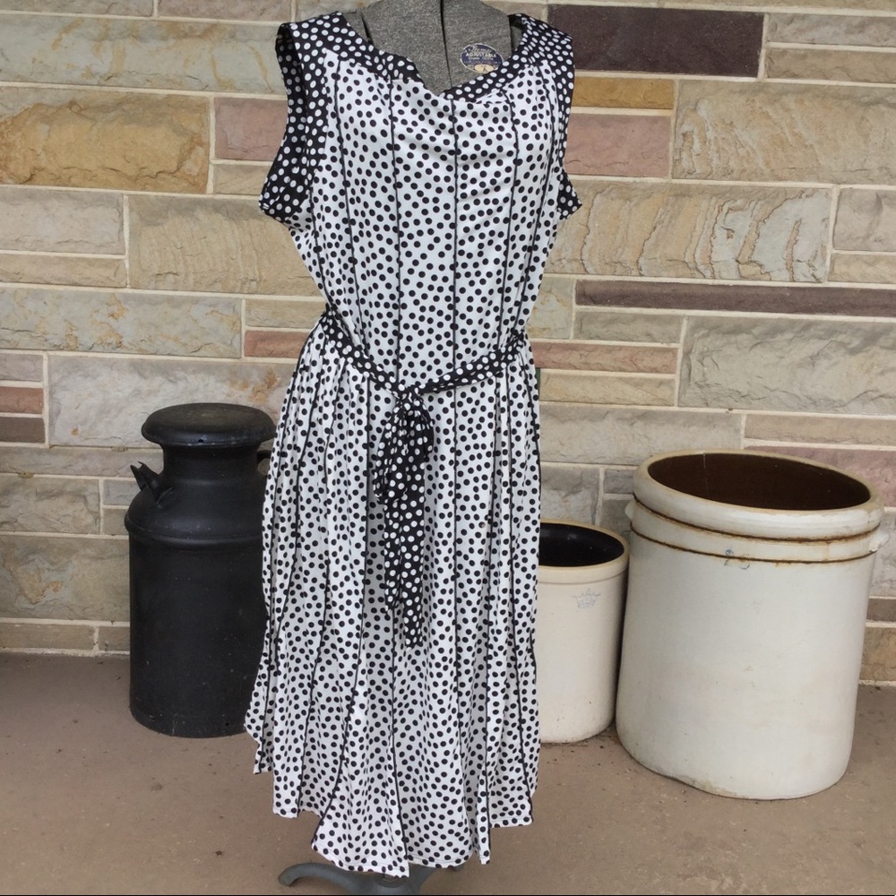 Perceptions Sleeveless Polka Dot Dress